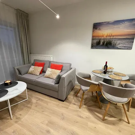Agat Na Wydmach Apartment