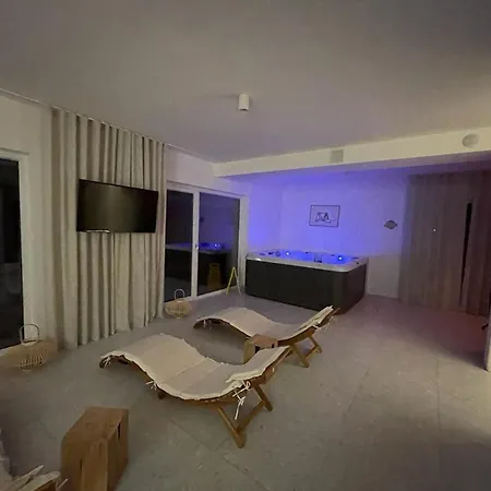 Agat Na Wydmach 아파트 포비에로보