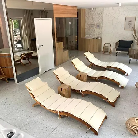 Agat Na Wydmach 아파트 *